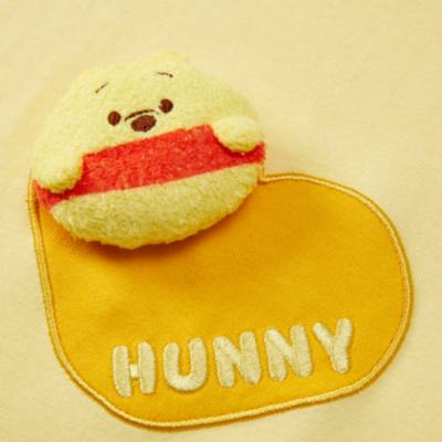 春日寵愛系列小熊維尼成人 T 恤