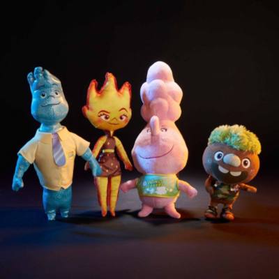 Wade Medium Plush, Elemental