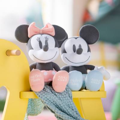 Minnie Mouse 'Born in 2026' Baby Small Plush