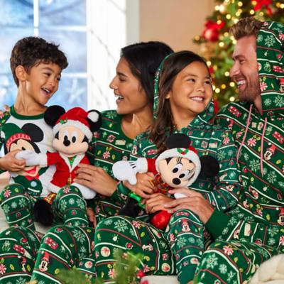 Minnie Mouse Medium Holiday Plush