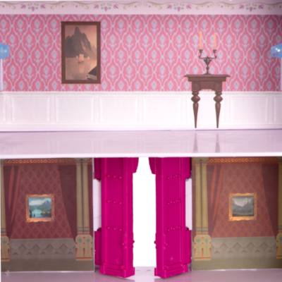 Anna and Elsa Arendelle Castle Disney Once Upon a Story Micro Playset, Frozen