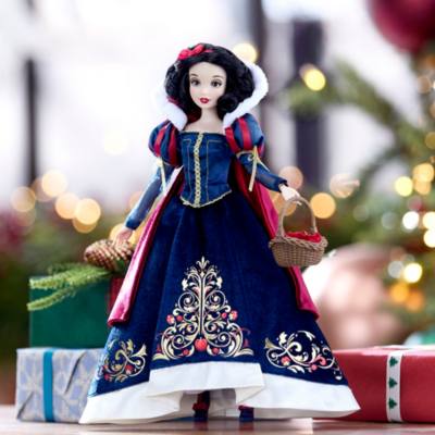 Snow White 2025 Holiday Special Edition Doll