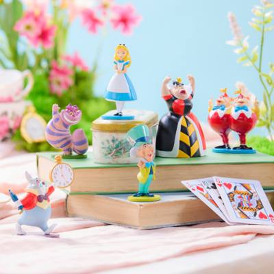 Alice In Wonderland Figurine Playset