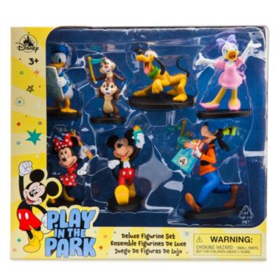 Mickey Mouse and Friends Deluxe 7-Piece Figure Playset
