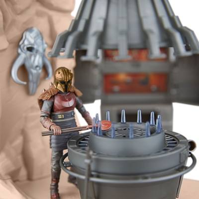Hasbro The Armorer&rsquo;s Forge Playset, The Vintage Collection, Star Wars: The Mandalorian