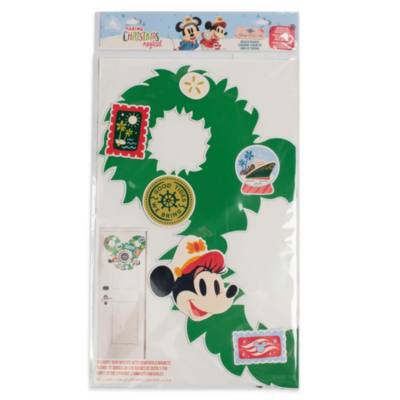 Disney Cruise Line Mickey and Minnie Holiday Wreath Magnet