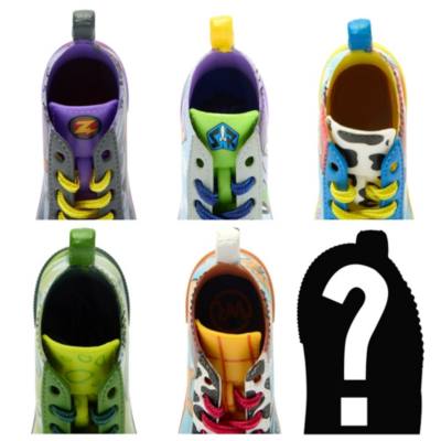 Disney Lacers Mystery Vinyl Collectible Figure, Series Six, Toy Story