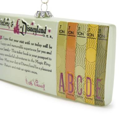 迪士尼樂園 70 周年迪士尼樂園票冊吹製玻璃吊飾