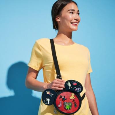 Mickey Mouse Icon Pin Trading Bag