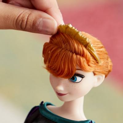 Queen Anna Classic Doll, Frozen 2