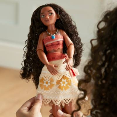 Moana Classic Doll