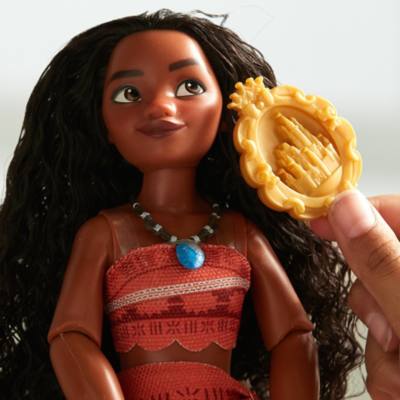 Moana Classic Doll