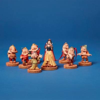 Snow White and the Seven Dwarfs 85th Anniversary Sketchbook Ornament Set