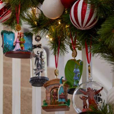 The Sword in the Stone Legacy Sketchbook Ornament, 60th Anniversary, Limited Release