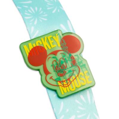 Mickey Mouse and Friends Pin Starter Set