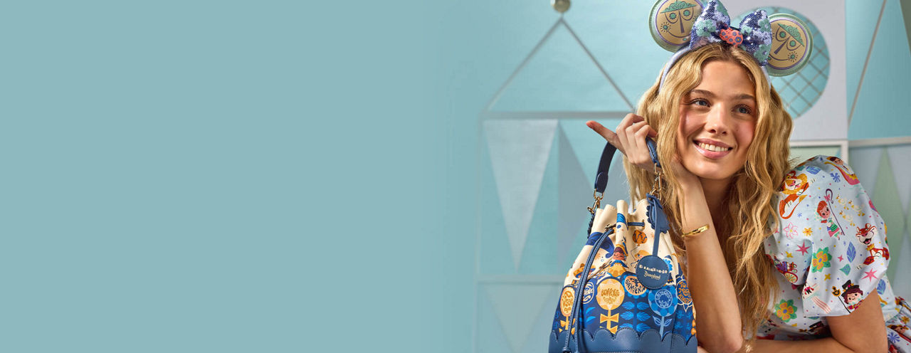 Background image of &ldquo;it&rsquo;s a small world&rdquo;