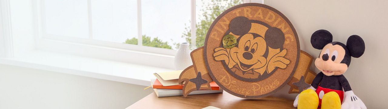 Background image of Collectible Pins