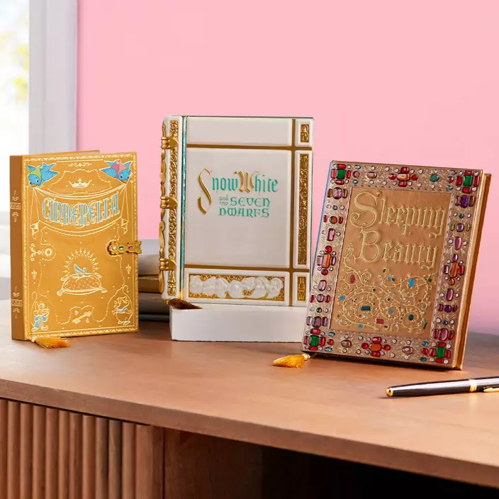 Background image of Writing Sets